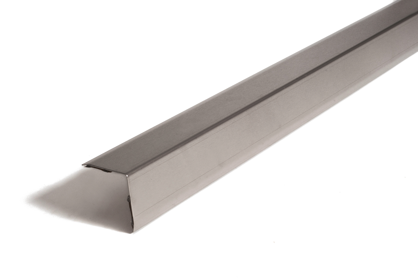 Tarrakulmasuojalista 50x50mm Nordic Graphite alumiini 3000mm